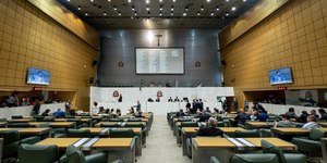 Alesp aprova projeto que obriga cardápio impresso em SP