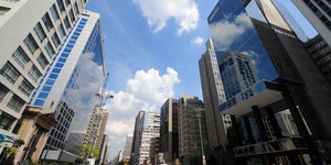 Segundo aluguel: o peso das taxas de condomínio no Brasil