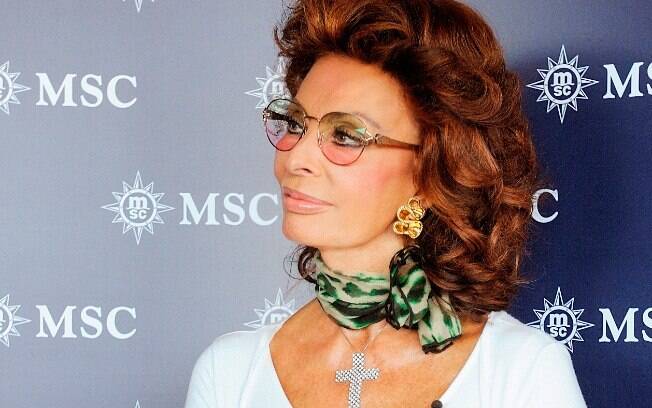 A atriz italiana Sophia Loren volta em remake