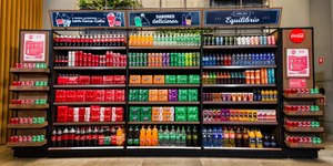 Coca-Cola transforma descarte em novos pontos de venda