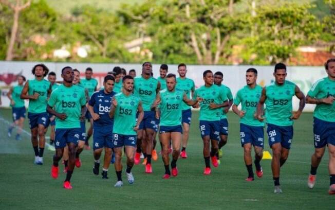 Elenco do Flamengo aguarda retorno aos treinos