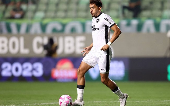 Eduardo se adapta ao Botafogo e revela expectativa de evolução ainda maior no clube