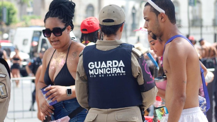 Rio tem garrafas apreendidas e multas aplicadas no Carnaval