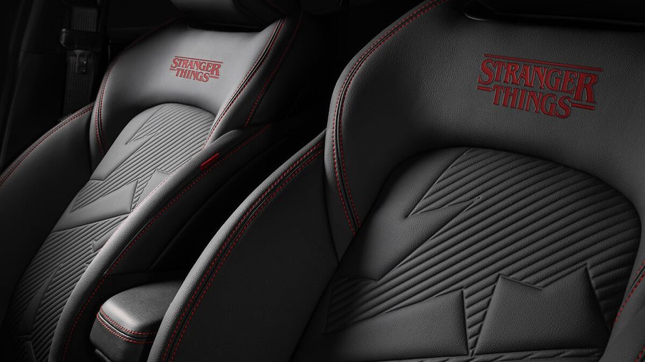 Bancos customizados do Fiat Pulse Abarth Stranger Things Bancos customizados do Fiat Pulse Abarth Stranger Things