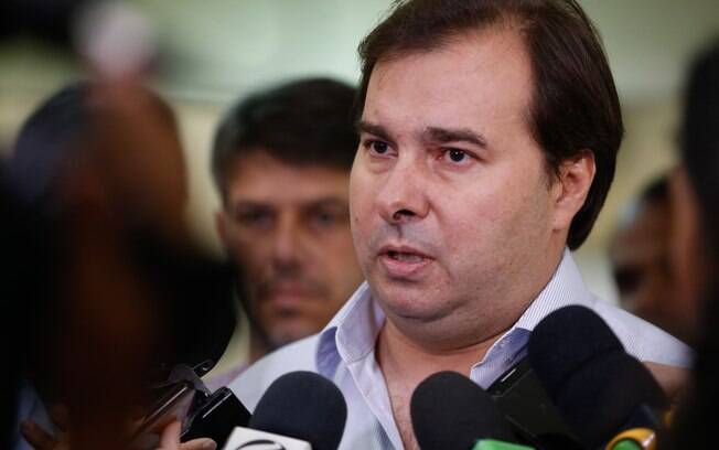 Rodrigo Maia (DEM), presidente da Câmara, criticou decisão do TSE que favorece candidaturas de mulheres