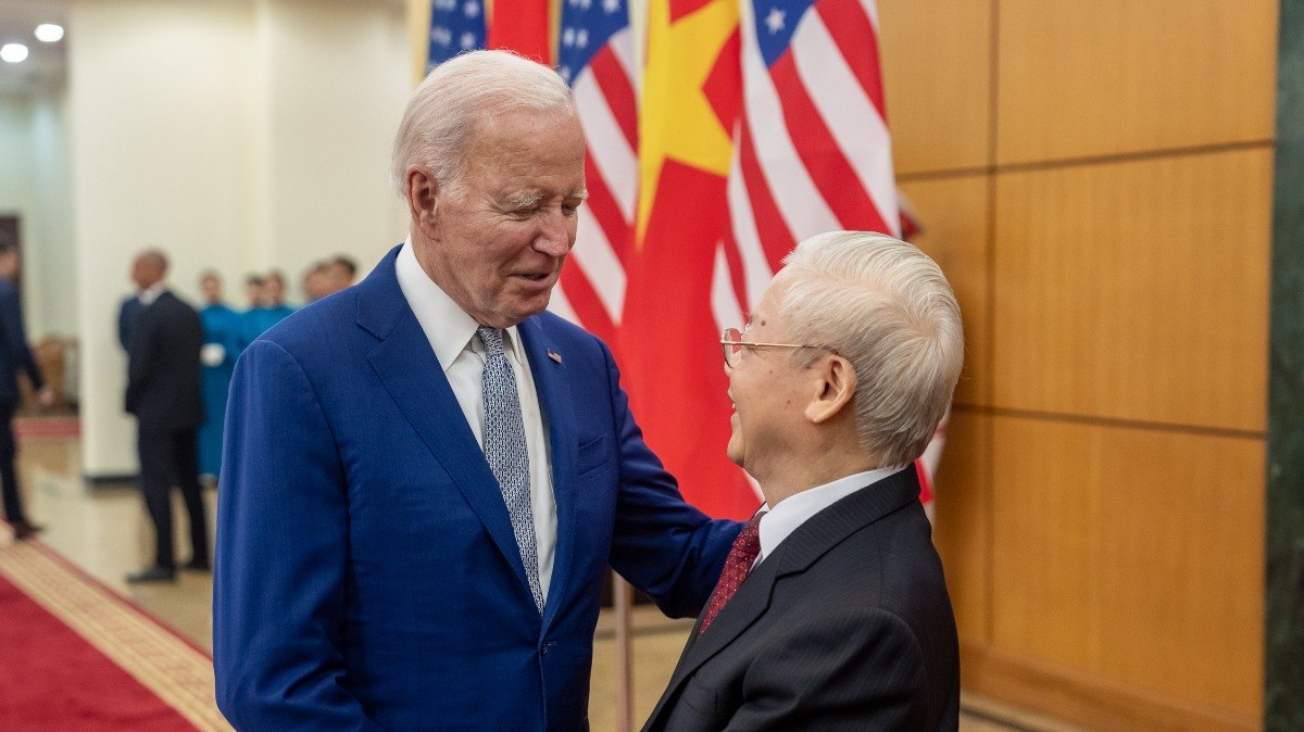 Joe Biden e Nguyen Phu Trong, Secretário Geral do Partido Comunista do Vietnã