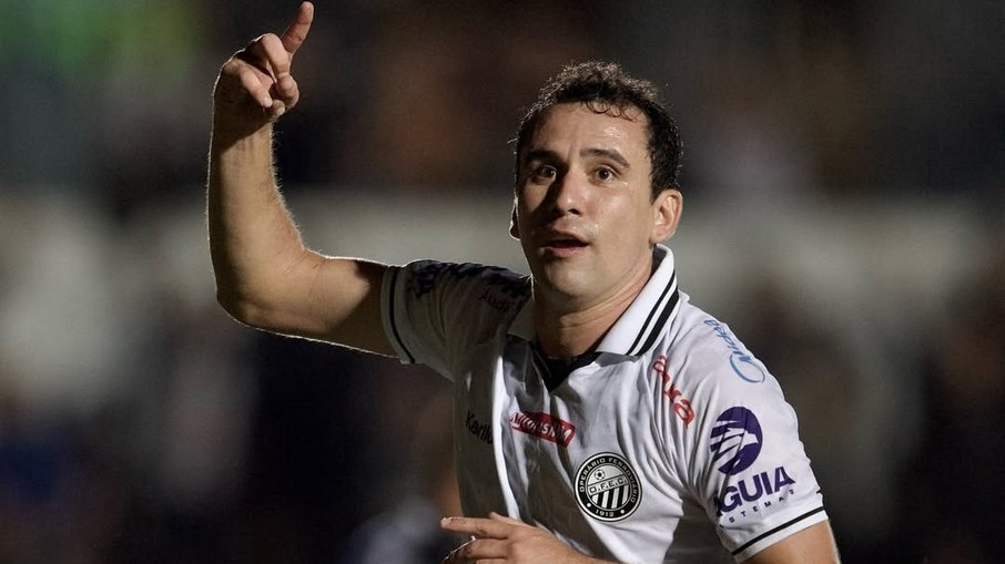 Ao marcar o seu primeiro gol pelo Operário, Pablo abriu o placar sobre o Capital-DF