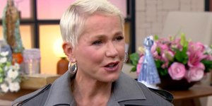 Xuxa dispara após ser criticada por roupa: "Obrigada, haters"