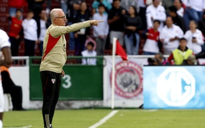 Dorival Júnior faz alerta para jogo do São Paulo contra LDU no Morumbi Dorival Júnior faz alerta para jogo do São Paulo contra LDU no Morumbi