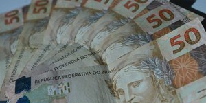 BPC e Bolsa Família têm novas regras; veja o que muda