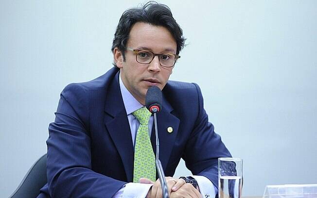 Deputado Mário Negromonte Jr. (PP-BA) é um dos acusados a receber propina da Petrobras