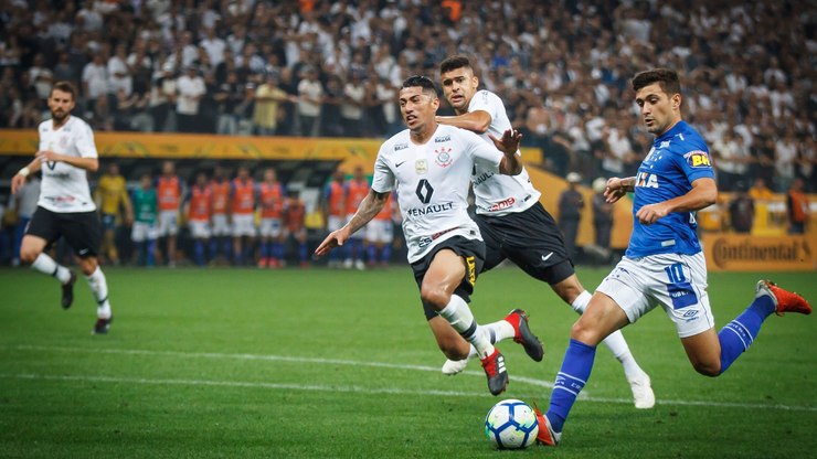 Corinthians tenta superar trauma de 2018 contra Cruzeiro