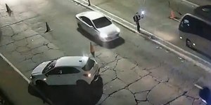 Mulher morre após ser atropelada e cair de viaduto em São Paulo