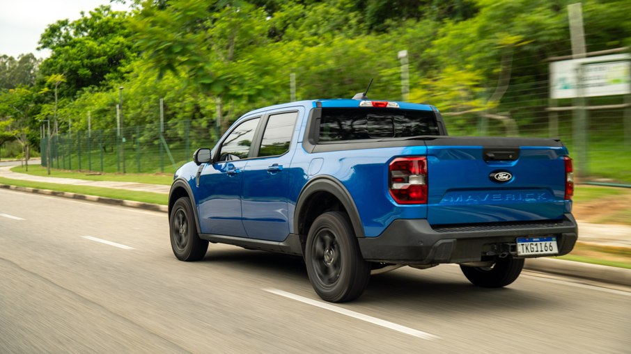 Ford Maverick Lariat Black