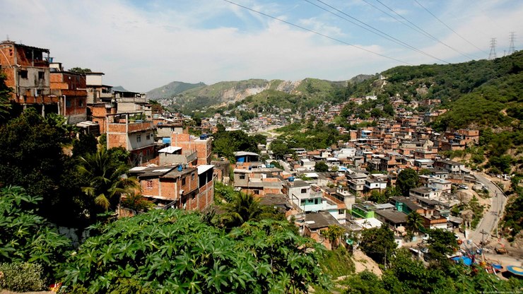 Megaoperação policial deixa dezenas de mortos no Rio de Janeiro