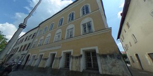 Imóvel onde Hitler nasceu vira delegacia de polícia na Áustria