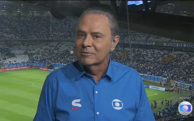 Ao vivo, Luis Roberto quebra protocolo durante jogo da Seleção