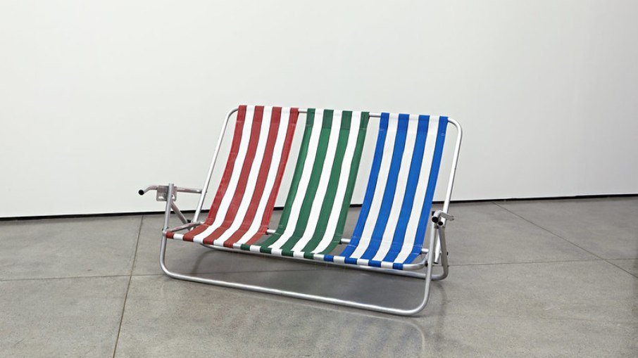 OPAVIVARÁ: espreguiçadeira múlti (cadeira de três lugares; sofá de praia; cadeira conversadeira), 2010