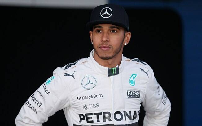 Lewis Hamilton é tricampeão mundial de Fórmula 1 