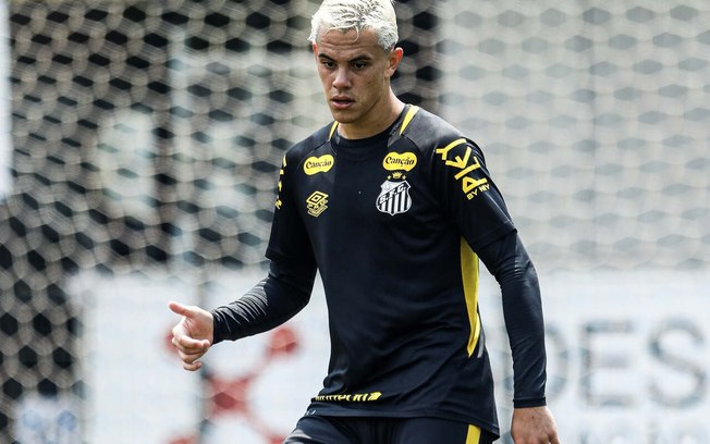 JP Chermont encerra ciclo no Santos após seis anos no clube e acerta transferência para o mundo árabe