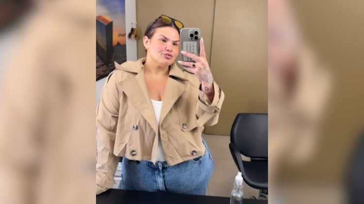 Após perder 60 kg, Thais Carla comemora nova numeração de calça