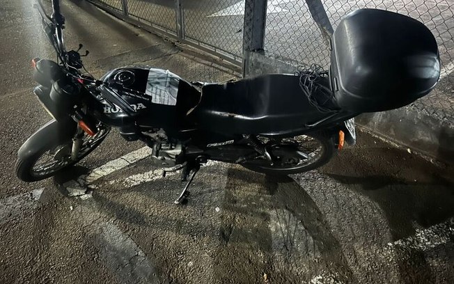 Homem acusado de tentar aplicar o golpe do falso bolo é detido com moto adulterada em São Carlos Homem acusado de tentar aplicar o golpe do falso bolo é detido com moto adulterada em São Carlos