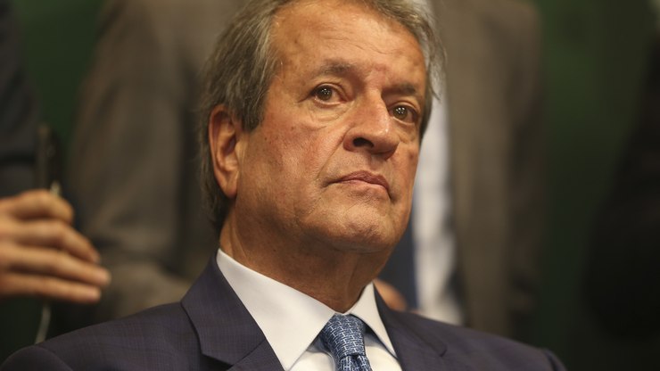 Presidente do PL reprova carta publicada por Flávio Bolsonaro