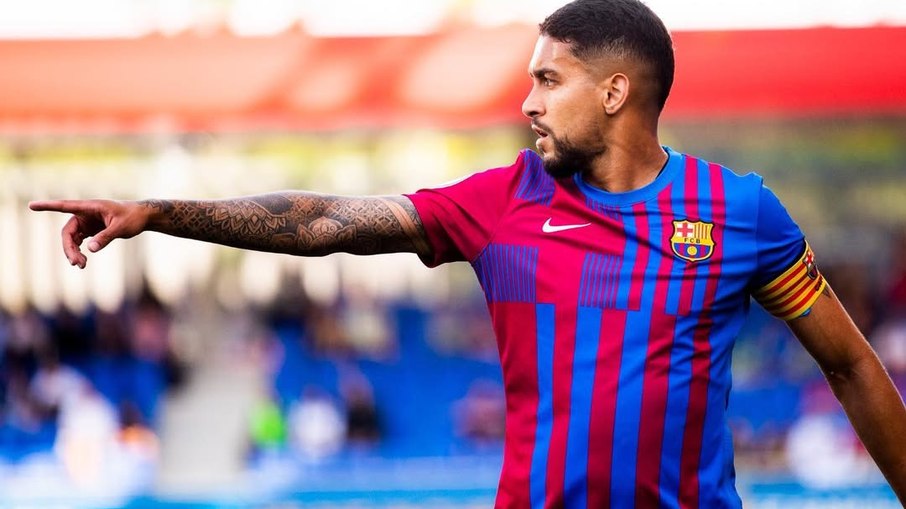 Matheus Pereira defendeu o Barcelona B 