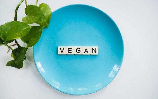 Estudo com gêmeos idênticos desvenda benefícios do veganismo