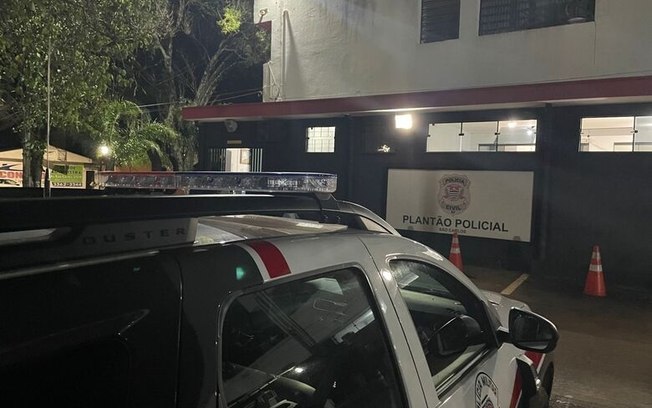 Adolescente é detido acusado de tentar estuprar duas crianças em São Carlos Adolescente é detido acusado de tentar estuprar duas crianças em São Carlos