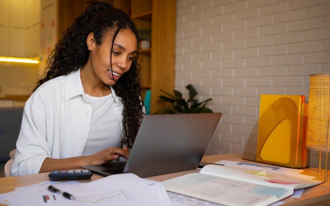 Site UTUA reúne informações financeiras de forma acessível Site UTUA reúne informações financeiras de forma acessível