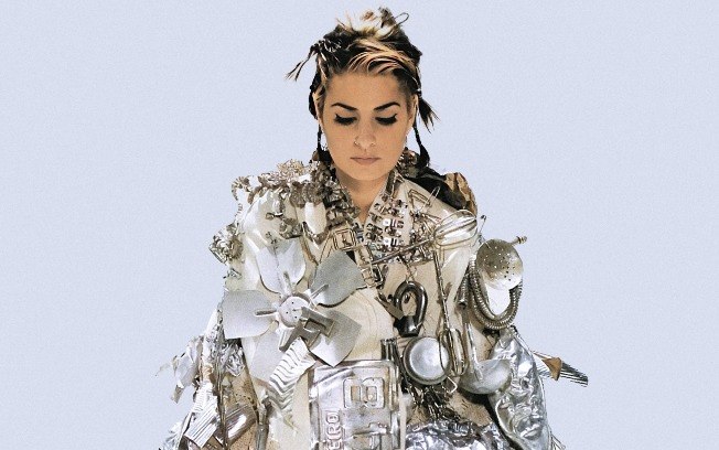 Foto de divulgação do álbum Da Lata