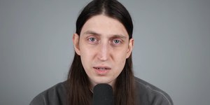 Felca revela traumas da infância e fobia social em novo vídeo