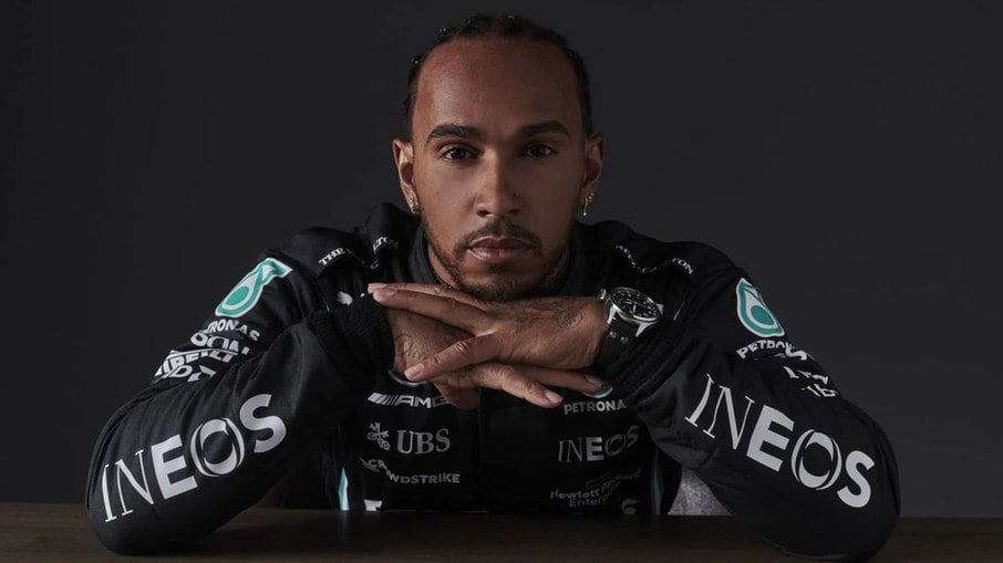 Hamilton é cotado para fechar com a Ferrari