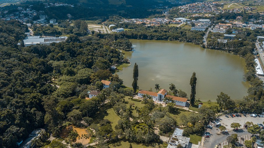 O parque das águas de São Lourenço é uma das principais atrações do Circuito