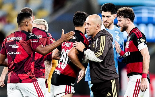 Imprensa equatoriana ironiza planos do Flamengo em Quito