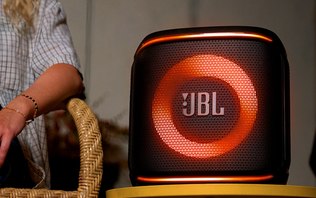 Essas 4 caixas de som são apostas certeiras para o Réveillon