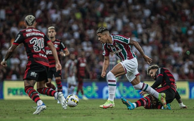 Campanha de cervejaria promete distribuir mil ingressos para Flamengo x Fluminense no Maracanã