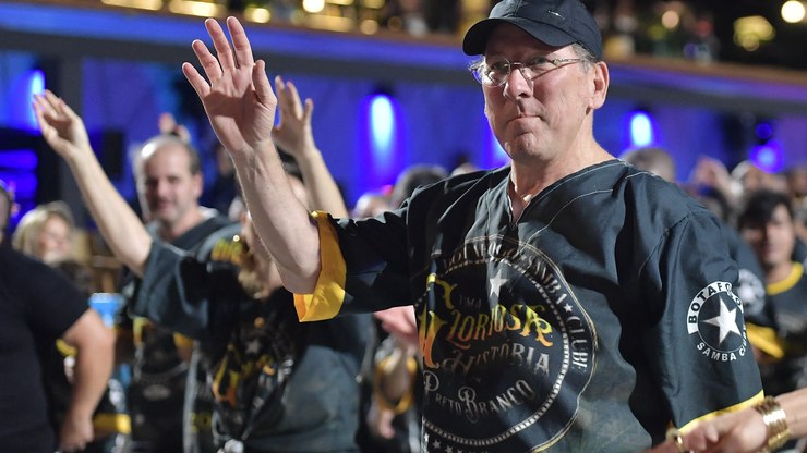 Botafogo: John
Textor desfila na Sapucaí em noite de Carnaval