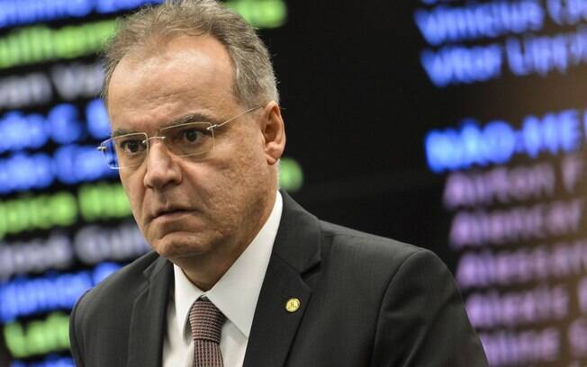 Samuel Moreira (PSDB) apresentou relatório para a reforma da Previdência na Câmara