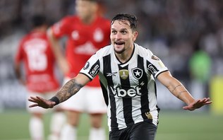 Artur decide com golaço, e Botafogo bate o Estudiantes na Liberta