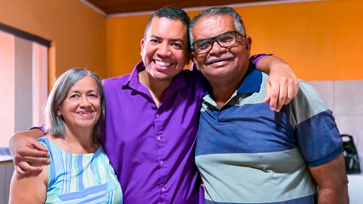 Bruno Gaga já está junto da família depois de sair do BBB