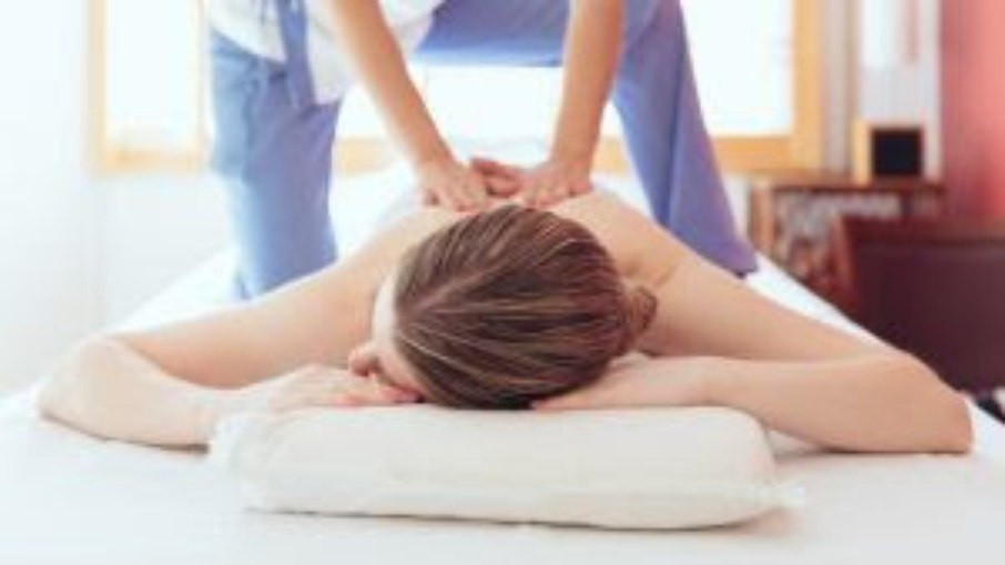 Dia Mundial de Combate ao Estresse: massagem terapêutica pode prevenir e tratar a doença do século