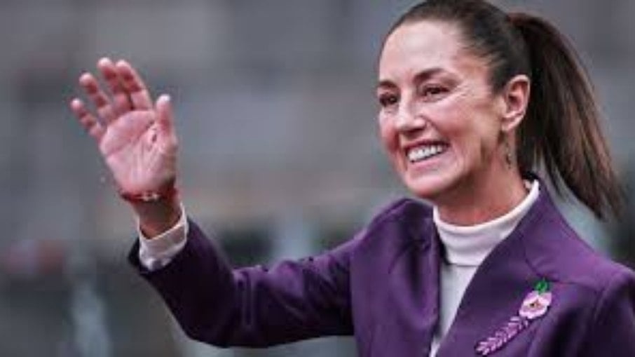 Claudia Sheinbaum é eleita a primeira mulher a assumir a presidência no México