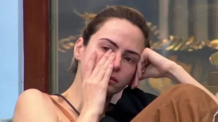 Ana Paula chora no BBB 26 ao falar sobre saúde do pai: “Nem sei se tenho pai mais”