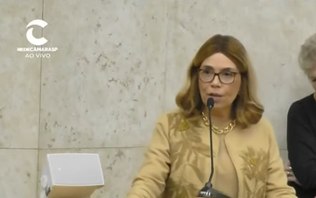Fala de vereadora sobre ser “branca, bonita e rica” gera polêmica