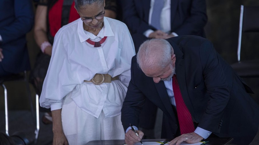 Lula e a ministra do Meio Ambiente, Marina Silva