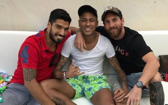 Neymar teria perguntando a Messi e Suarez se eles o aceitariam de volta no Barcelona