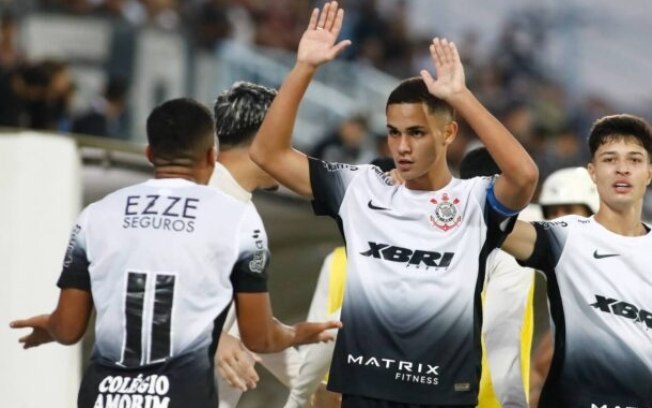 Equipe enfrenta o Vasco neste domingo (19) pelas quartas de final da Copinha