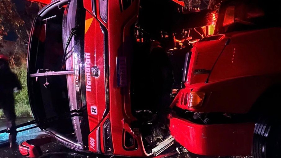 O ônibus fazia o itinerário entre São José do Rio Preto e Aparecida